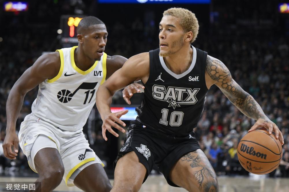 球员之间的 球员之间的