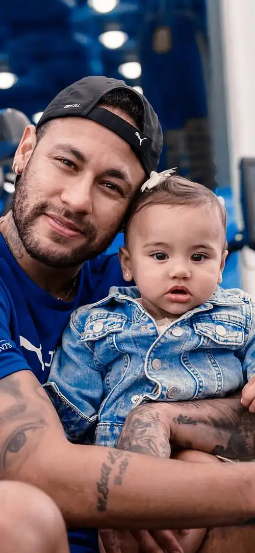 也是他家庭 也是他家庭