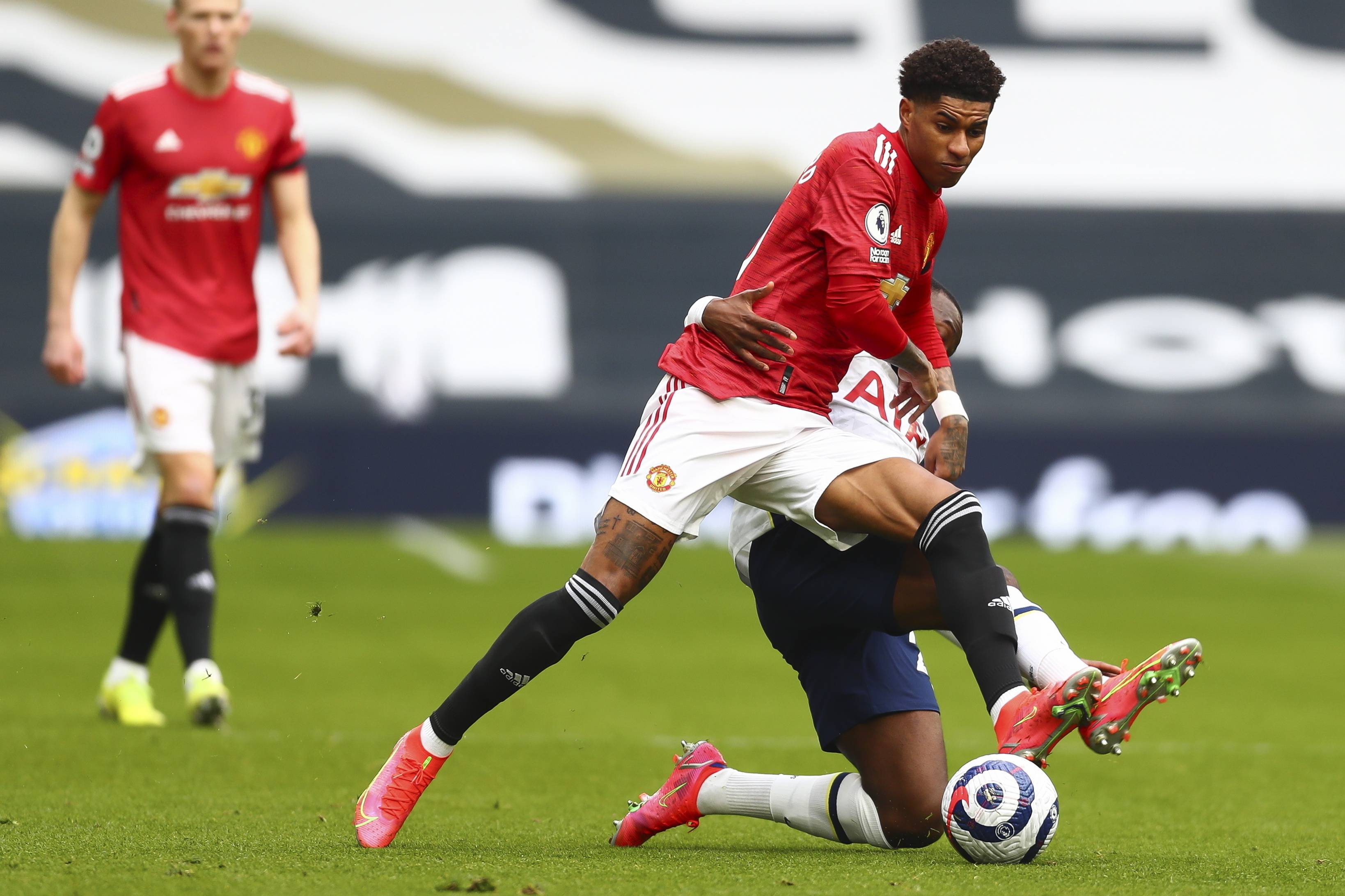 能成功吸引 能成功吸引