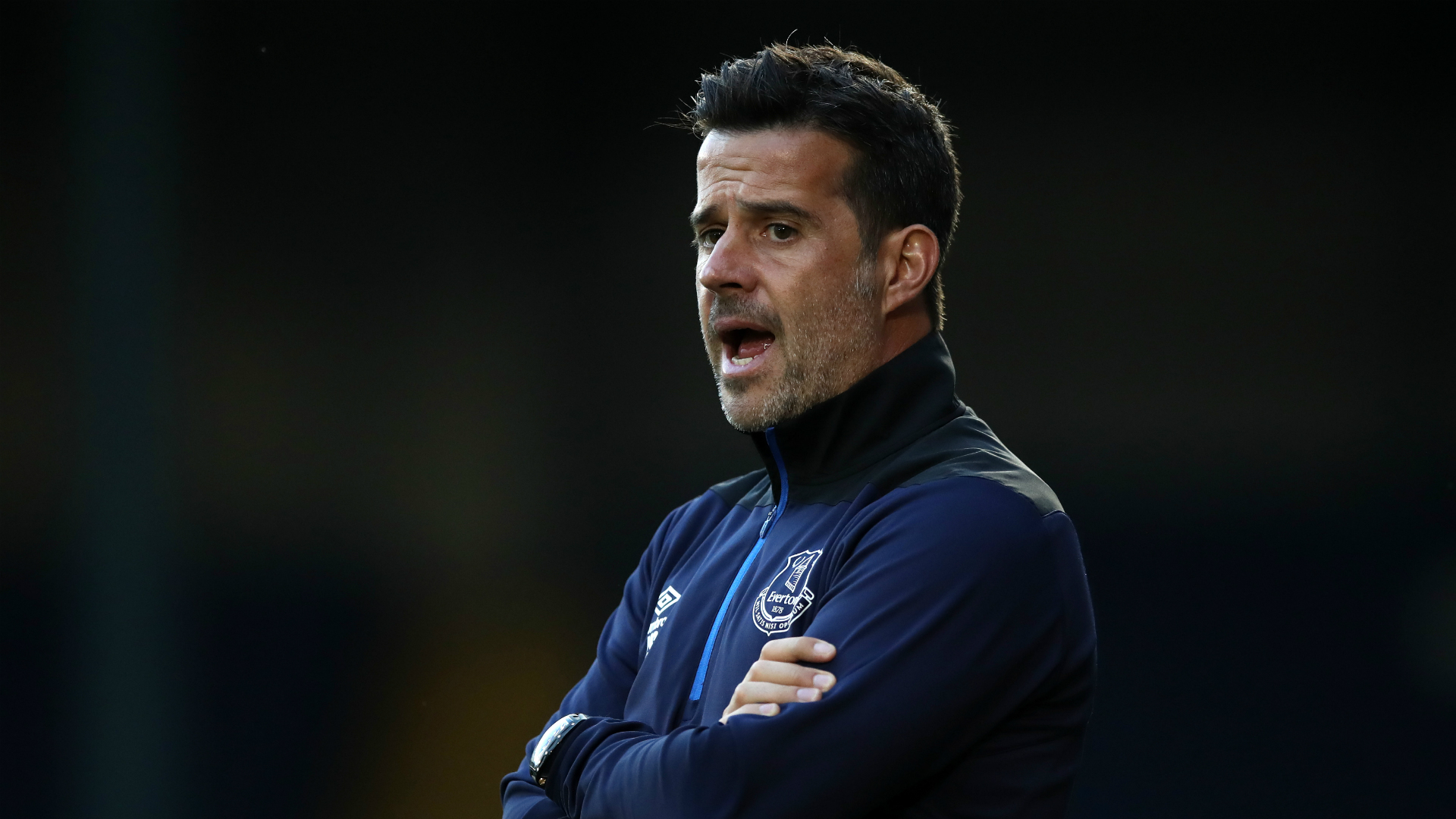 面对高压防 面对高压防